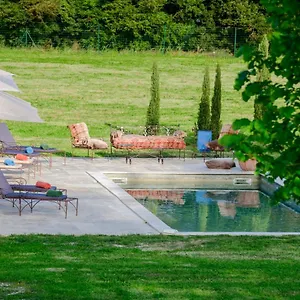 Bastide De Bellegarde Aviñón